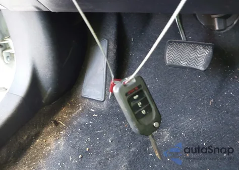 2017 Toyota Corolla Im z USA, uszkodzony, nr VIN JTNKARJE8HJ542923